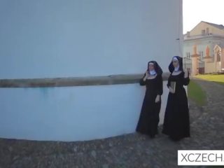 クレイジー 奇怪 xxx フィルム ととも​​に catholic 修道女 と ザ· モンスター!